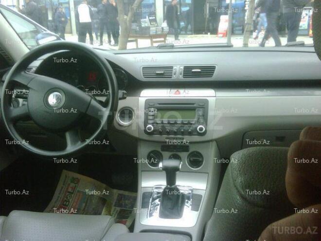 Volkswagen Passat 2005, 106,000 km - 2.0 l - Bakı