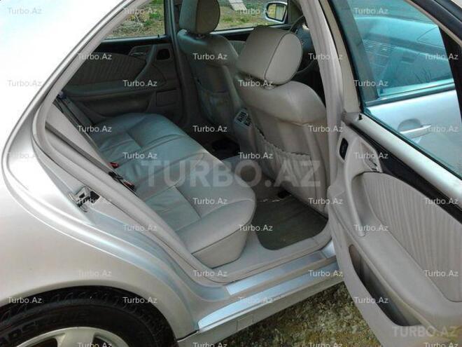 Mercedes E 320 2000, 190,000 km - 3.2 l - Bakı
