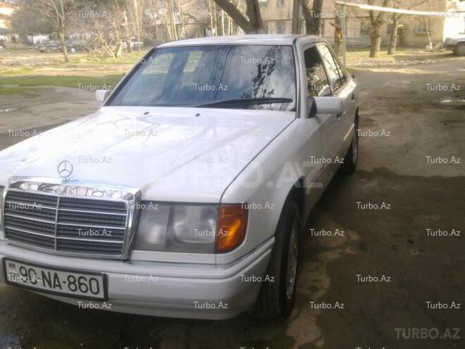 Mercedes E 250 1992, 250,000 km - 2.5 l - Bakı