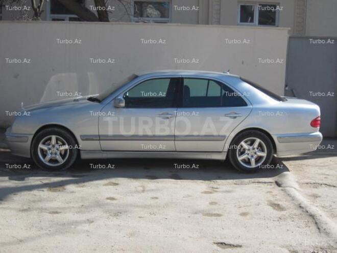 Mercedes E 240 2000, 150,000 km - 2.4 l - Bakı