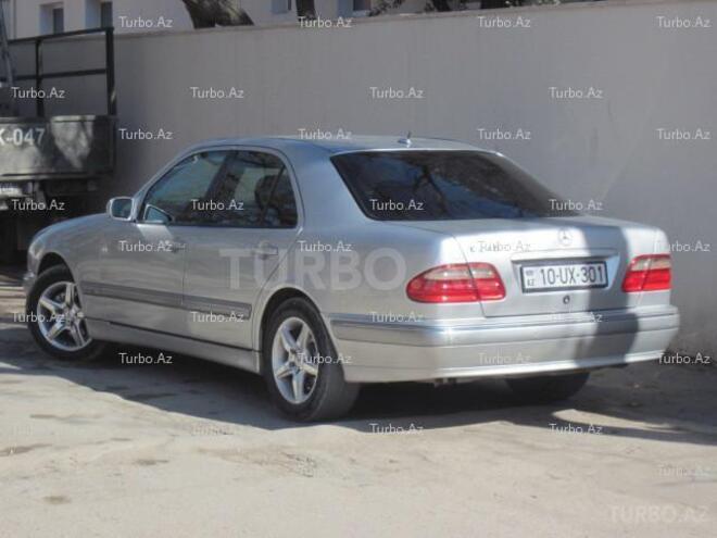 Mercedes E 240 2000, 150,000 km - 2.4 l - Bakı