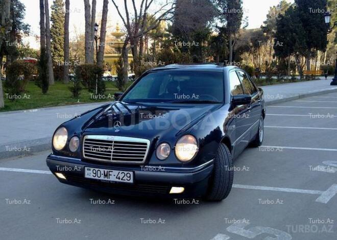 Mercedes E 230 1997, 266,000 km - 2.3 l - Bakı