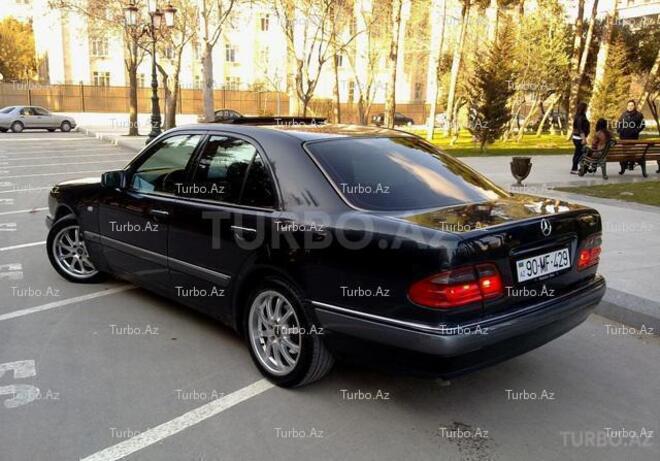 Mercedes E 230 1997, 266,000 km - 2.3 l - Bakı