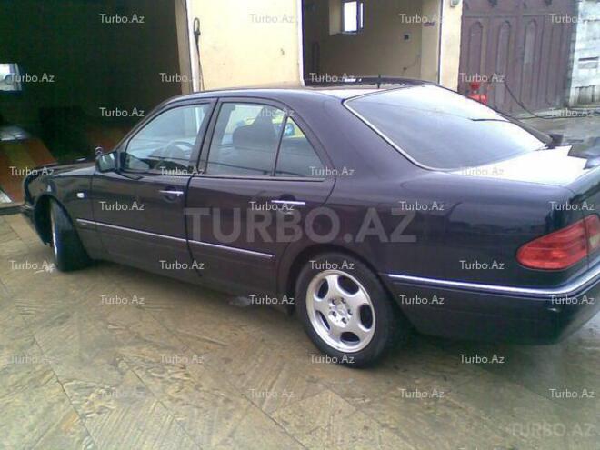 Mercedes E 240 1998, 153,000 km - 2.4 l - Bakı