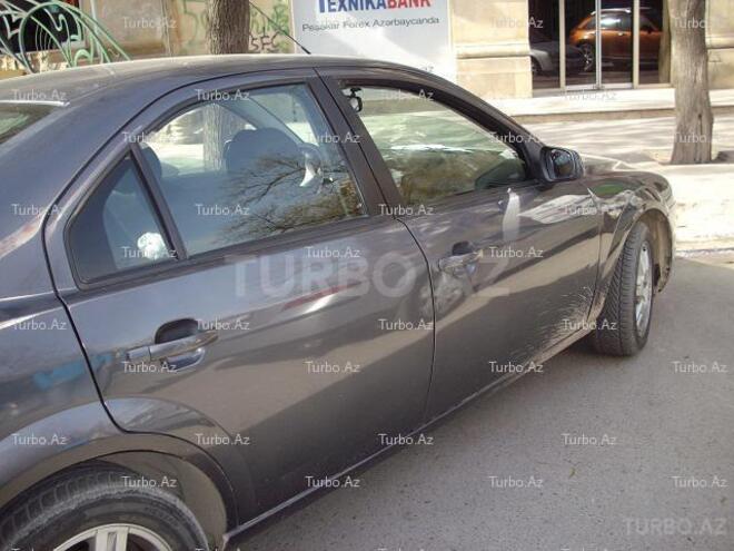 Ford Mondeo 2005, 140,000 km - 2.0 л - Bakı