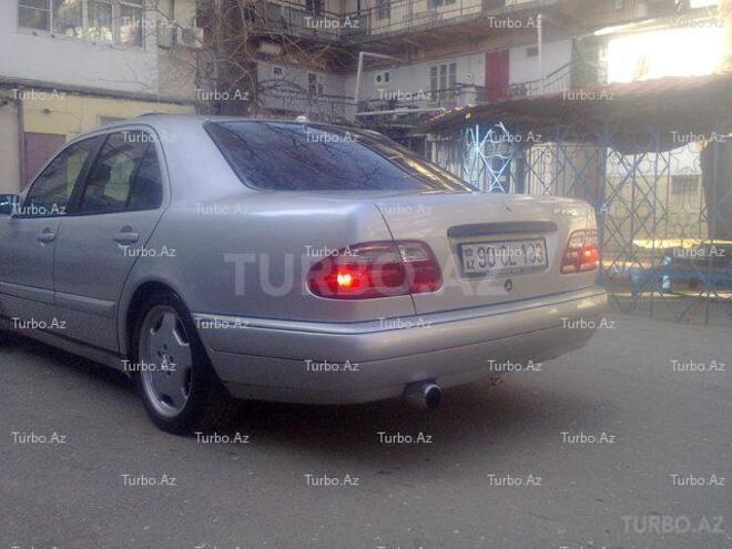 Mercedes E 220 1996, 350,000 km - 2.2 л - Bakı
