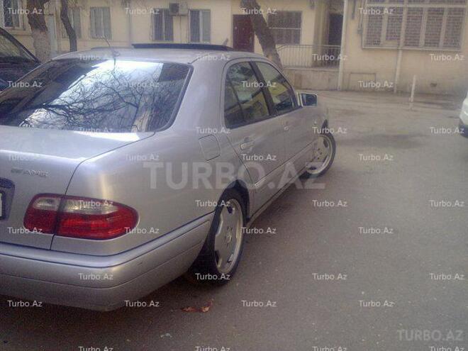 Mercedes E 220 1996, 350,000 km - 2.2 л - Bakı