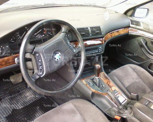 BMW 523 1996, 286,000 km - 2.5 l - Bakı