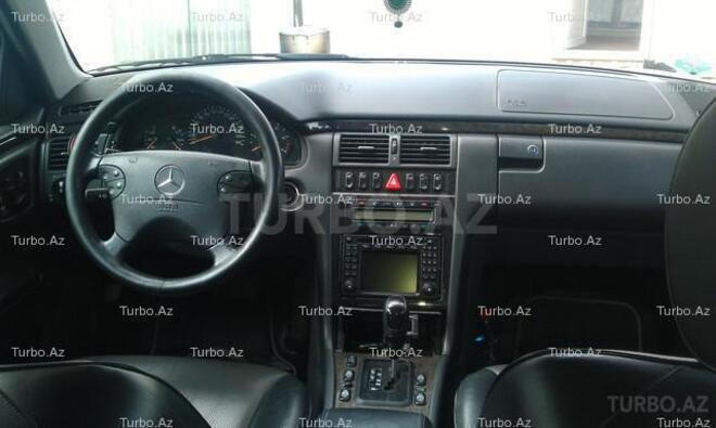 Mercedes E 320 2001, 187,000 km - 3.2 l - Bakı
