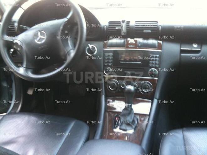 Mercedes C 240 2004, 134,000 km - 2.6 л - Bakı
