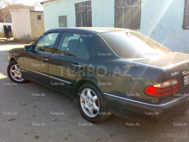 Mercedes E 280 1996, 258,000 km - 2.8 л - Bakı