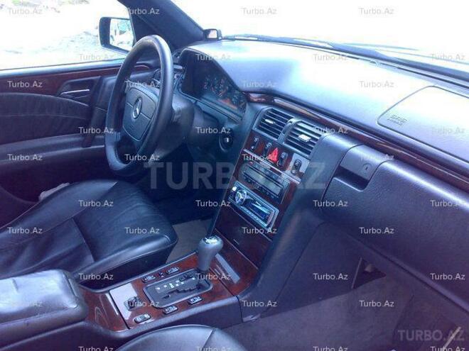 Mercedes E 280 1996, 258,000 km - 2.8 л - Bakı