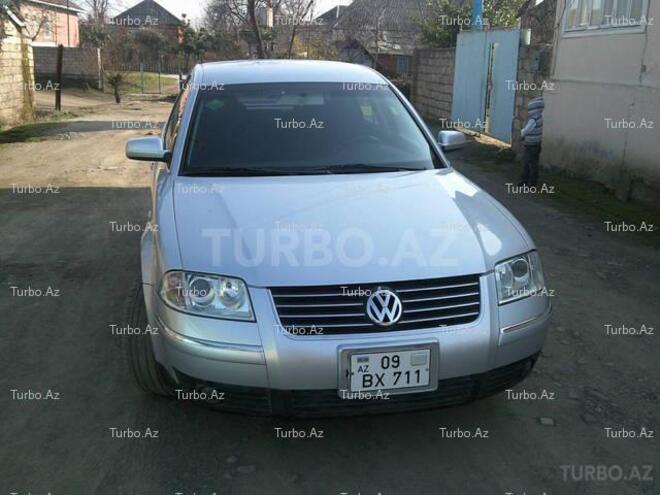 Volkswagen Passat 2001, 110,000 km - 2.3 л - Bakı