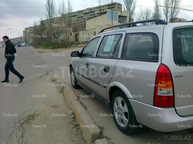 Opel Astra 2000, 120,000 km - 1.6 l - Bakı