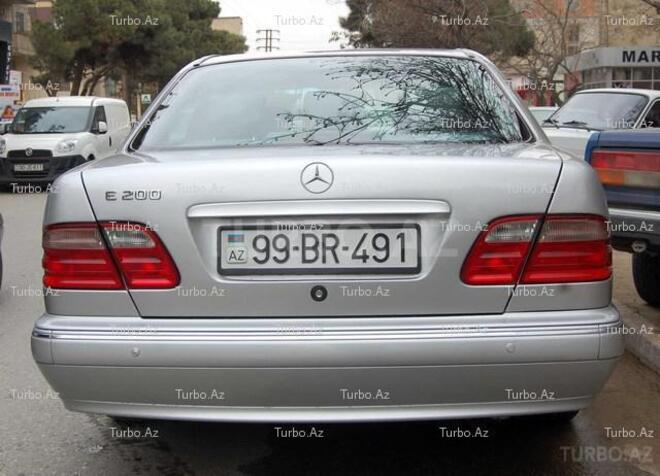 Mercedes E 200 2000, 221,000 km - 2.0 l - Bakı