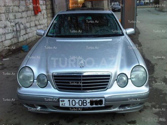 Mercedes E 270 2000, 260,000 km - 2.7 l - Bakı