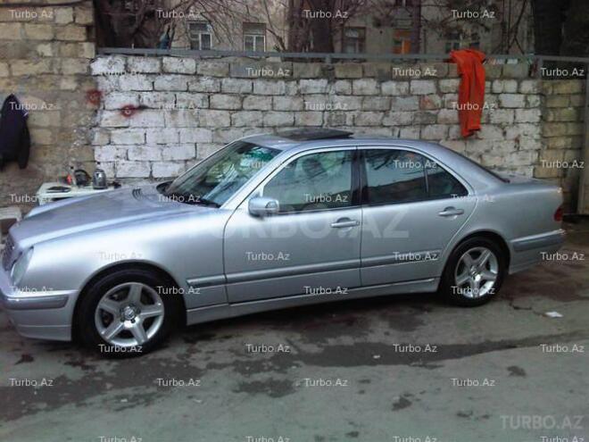 Mercedes E 270 2000, 260,000 km - 2.7 l - Bakı