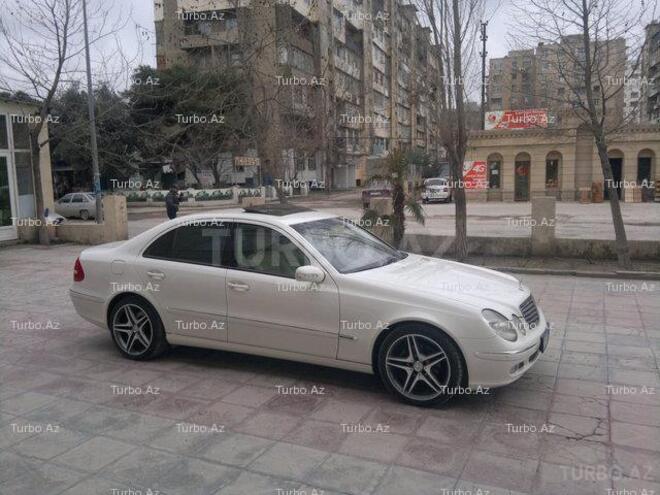 Mercedes E 240 2004, 119,000 km - 2.6 l - Bakı