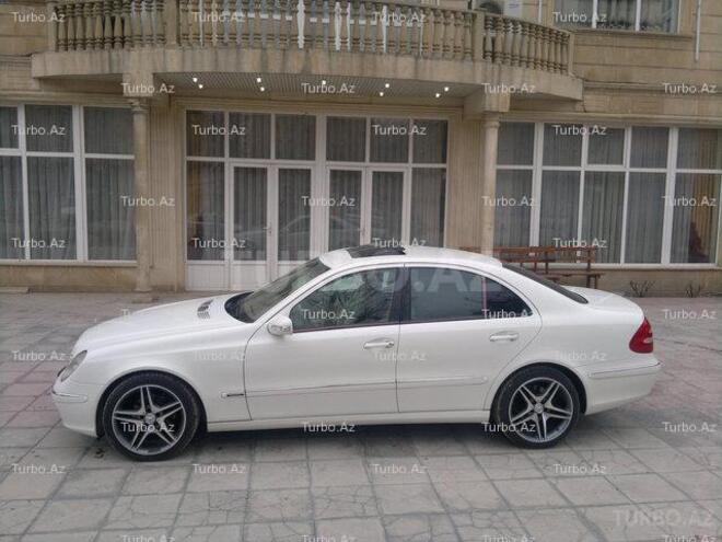 Mercedes E 240 2004, 119,000 km - 2.6 l - Bakı