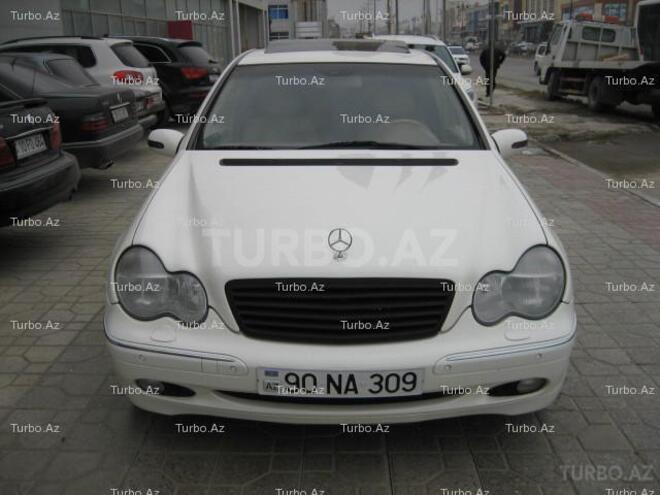 Mercedes C 240 2002, 131,000 km - 2.6 l - Bakı