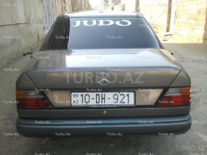 Mercedes E 230 1986, 50,000 km - 2.3 l - Bakı