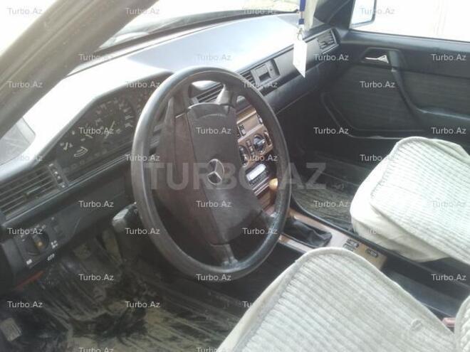 Mercedes E 230 1986, 50,000 km - 2.3 l - Bakı