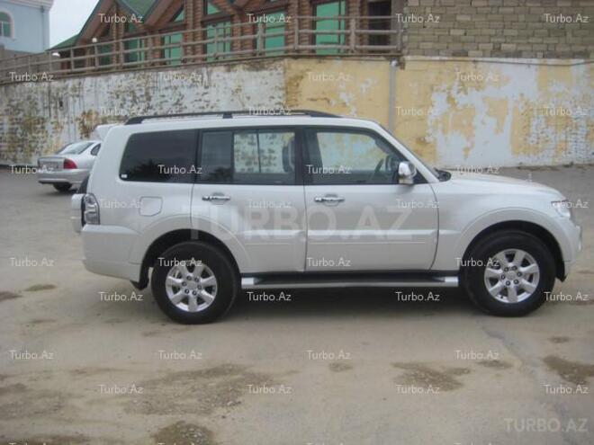 Mitsubishi Pajero 2010, 39,000 km - 3.5 l - Bakı