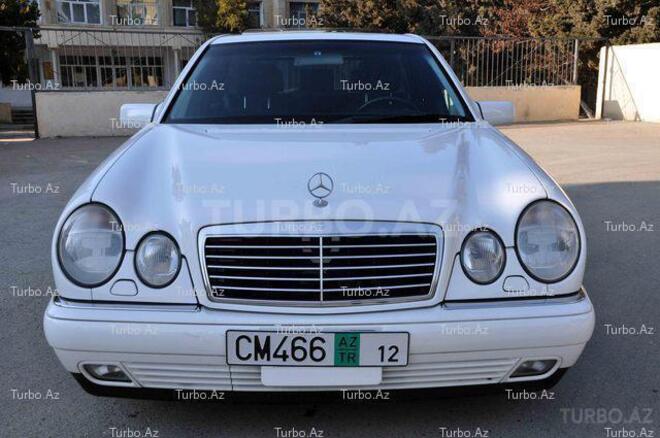 Mercedes E 240 1999, 93,252 km - 2.4 л - Bakı