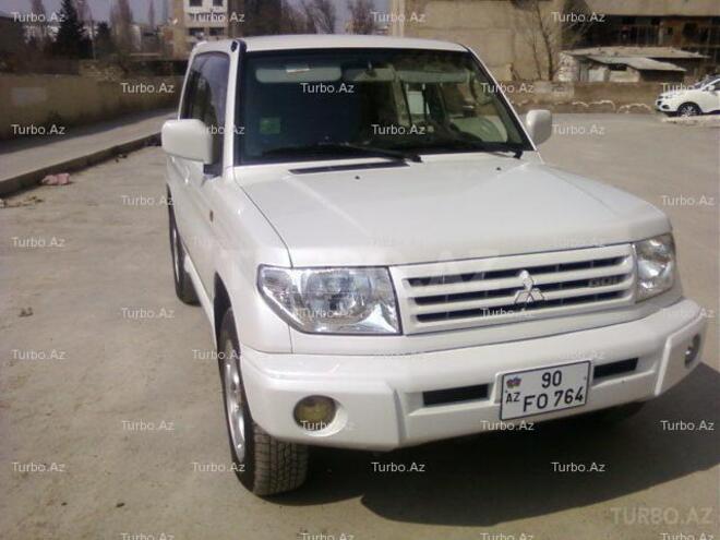 Mitsubishi Pajero io 2000, 230,000 km - 1.8 л - Bakı