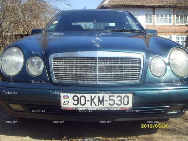 Mercedes E 230 1997, 260,000 km - 2.3 l - Bakı
