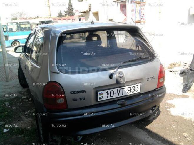 Opel Corsa 1994, 325,000 km - 1.5 l - Bakı