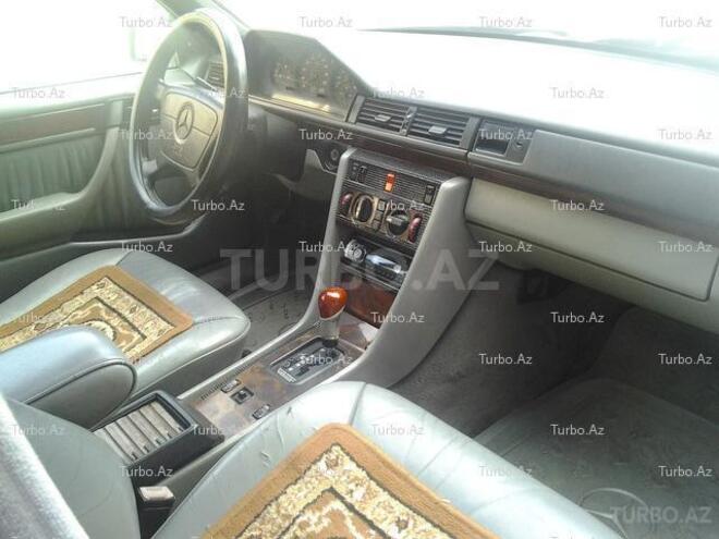 Mercedes E 230 1990, 220,000 km - 2.3 л - Bakı