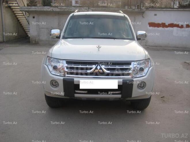 Mitsubishi Pajero 2010, 41,000 km - 3.5 l - Bakı