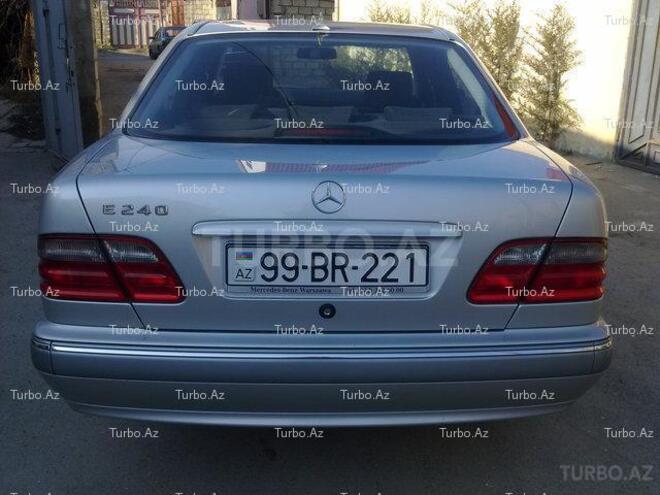 Mercedes E 240 2000, 170,000 km - 2.4 l - Bakı