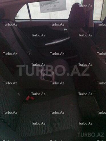 Toyota Corolla 2011, 40,000 km - 1.6 l - Bakı