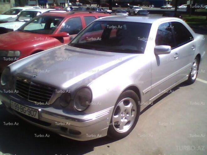 Mercedes E 220 2000, 175,000 km - 2.2 l - Bakı
