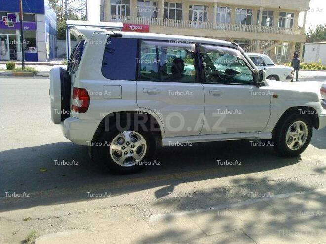 Mitsubishi Pajero io 1999, 135,000 km - 1.8 l - Bakı