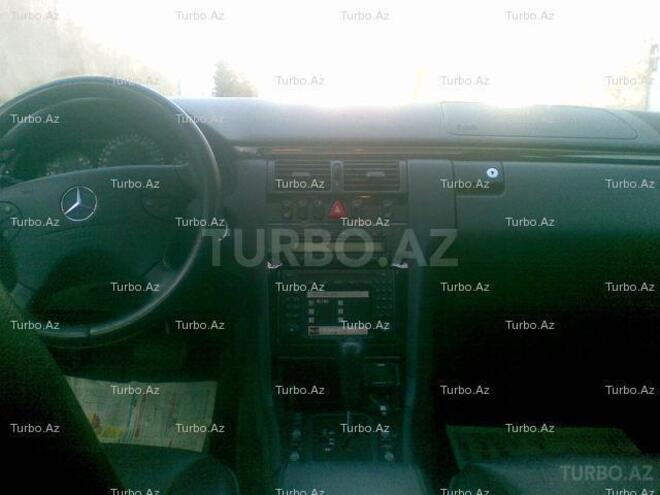 Mercedes E 320 2000, 93,000 km - 3.2 л - Bakı