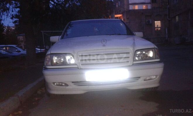 Mercedes C 240 1997, 200,000 km - 2.4 l - Bakı