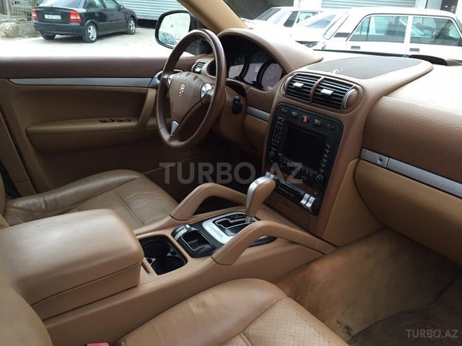 Porsche Cayenne 2005, 135,000 km - 3.2 л - Sumqayıt