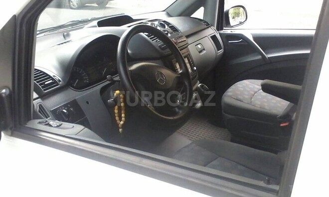 Mercedes Vito 2006, 300,000 km - 2.2 л - Bakı