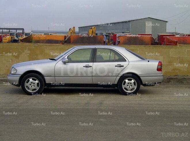 Mercedes C 180 1995, 275,000 km - 1.8 l - Bakı