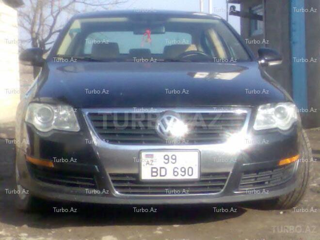 Volkswagen Passat 2005, 100,000 km - 2.0 л - Bakı