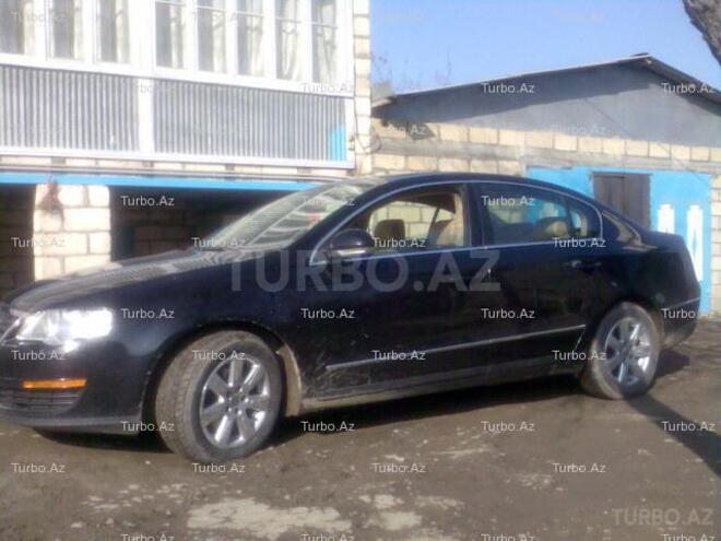 Volkswagen Passat 2005, 100,000 km - 2.0 л - Bakı