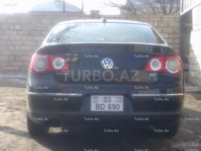 Volkswagen Passat 2005, 100,000 km - 2.0 л - Bakı