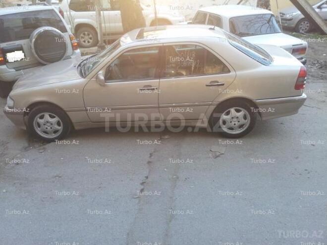 Mercedes C 280 2000, 190,000 km - 2.8 l - Bakı