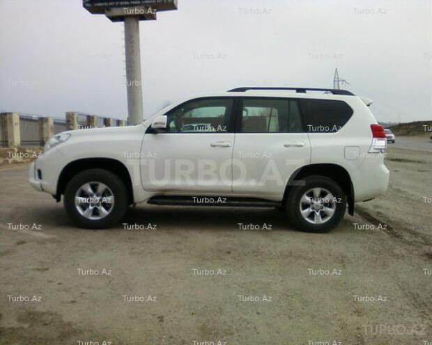 Toyota Prado 2009, 40,500 km - 2.7 l - Bakı