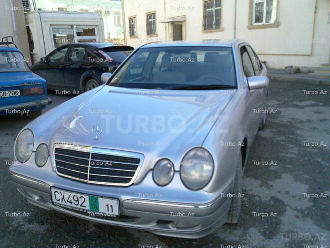 Mercedes E 220 2000, 202,491 km - 2.2 l - Bakı