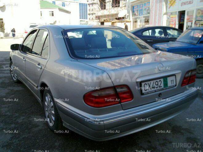 Mercedes E 220 2000, 202,491 km - 2.2 l - Bakı
