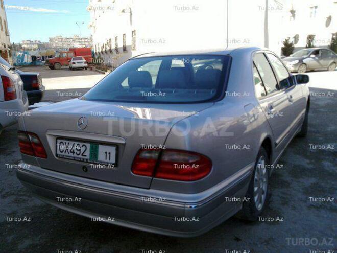 Mercedes E 220 2000, 202,491 km - 2.2 l - Bakı